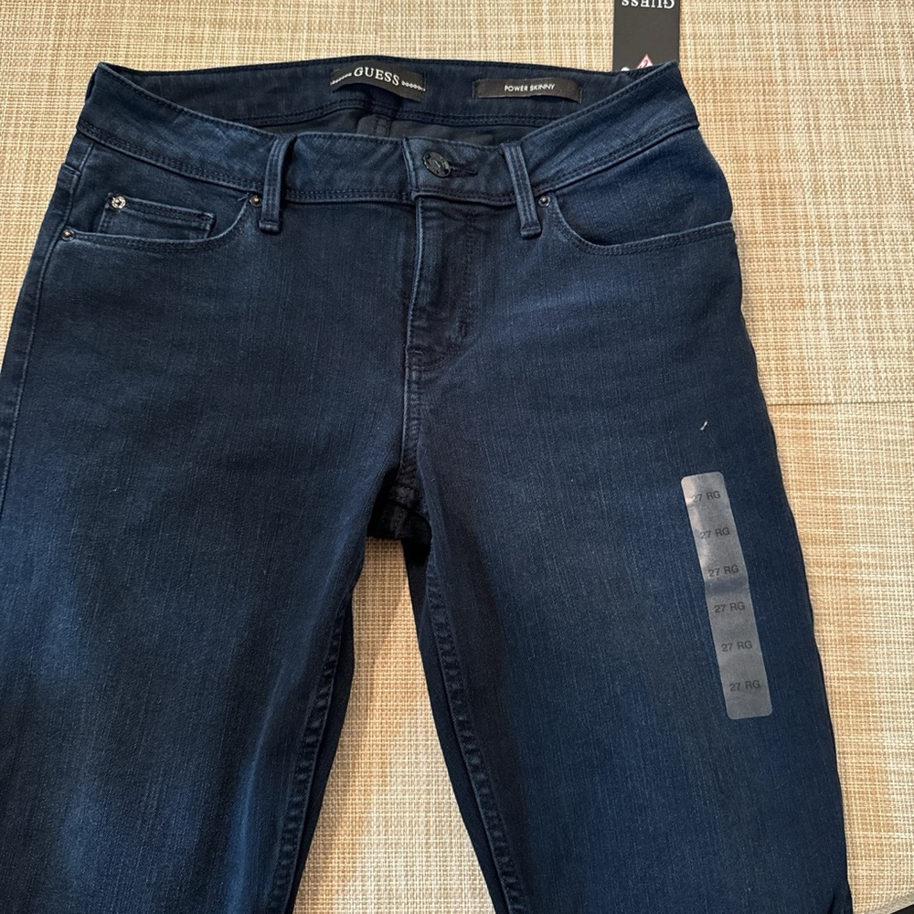 GUESS Skinny Jeans